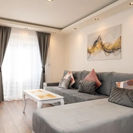 Aparthotel Alibabin Raj (adults Only)