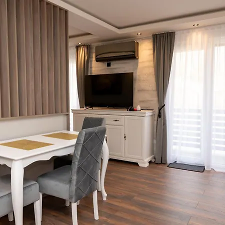 Alibabin Raj (adults Only) * Konjic