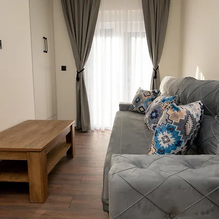 Alibabin Raj (adults Only) Konjic