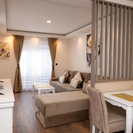 Alibabin Raj (adults Only) Кониц