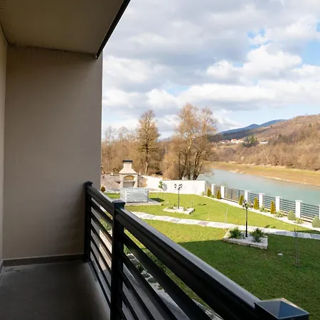 Alibabin Raj (adults Only) Konjic