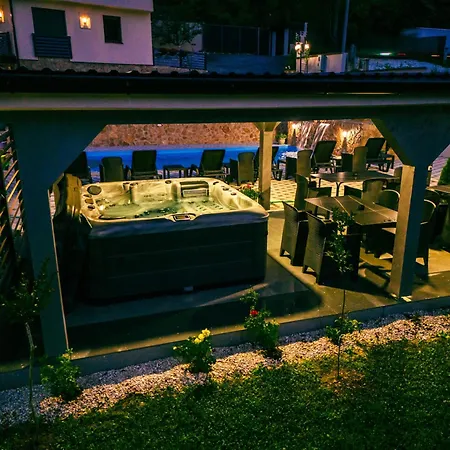 아파트호텔 Alibabin Raj (adults Only)